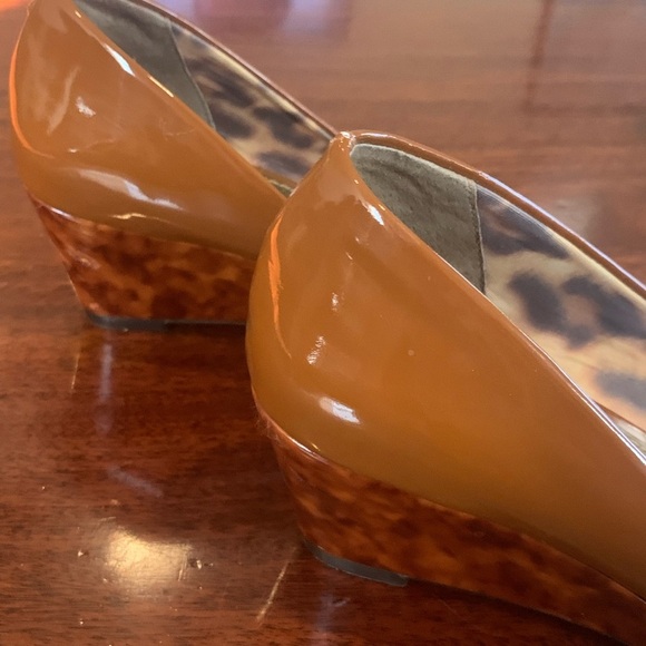 Paolo Patent Brown Block Heels 6 - Picture 4 of 7